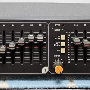 TASCAM EQ GE-20B 판매합니다
