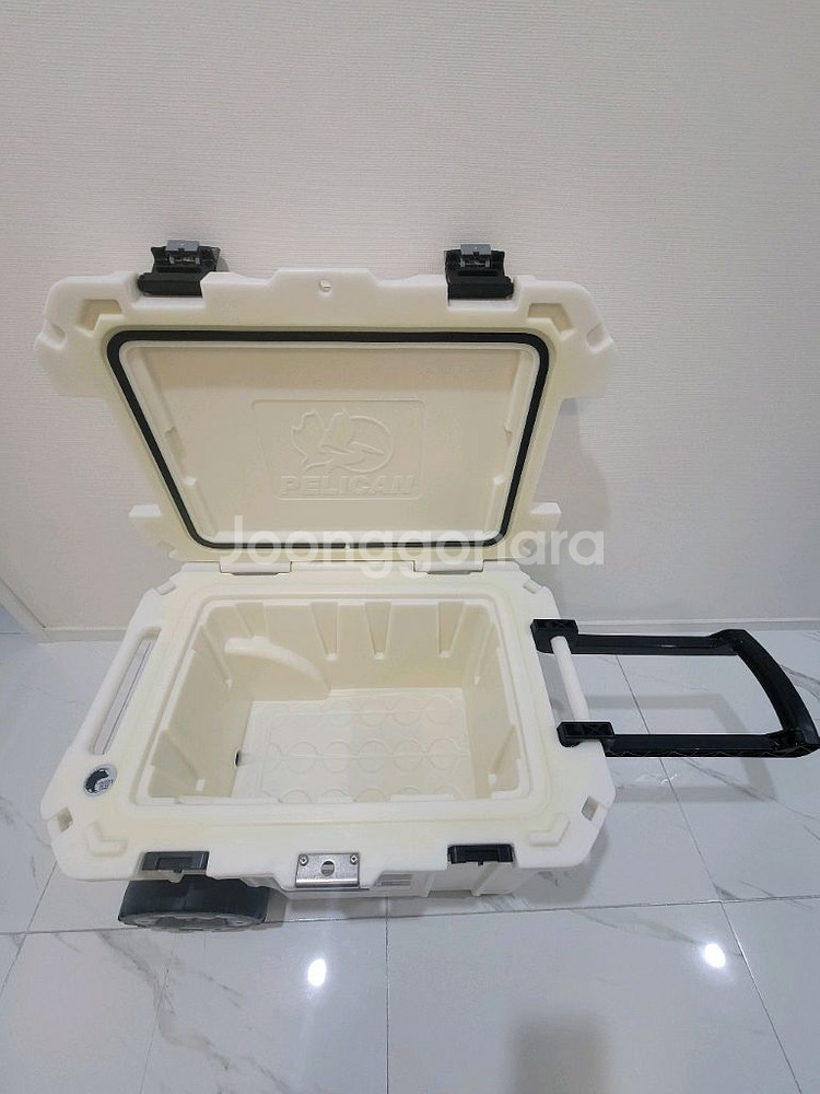 펠리칸 45QT 엘리트 쿨러(아이스박스)--3