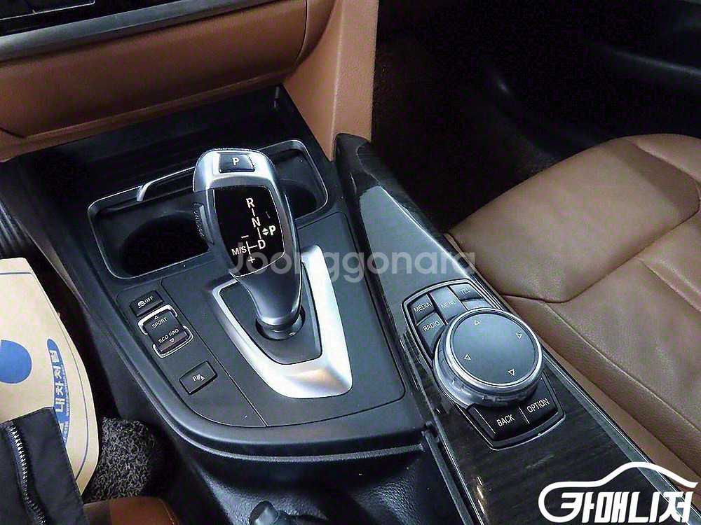 [BMW]4시리즈 (F32) 420d 그란쿠페 럭셔리--9