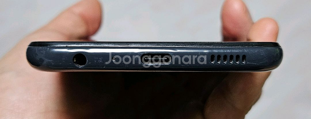 갤럭시 A13 블랙 64GB 싸게 팝니다.--3