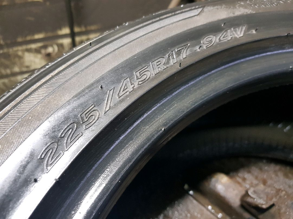 중고타이어 225 45 17 한국 2본 2254517 이미지