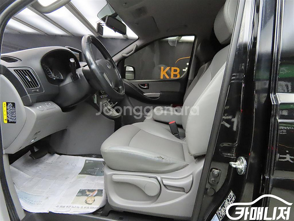 [현대]더 뉴 그랜드 스타렉스 2WD 밴 3인승 스마트--4