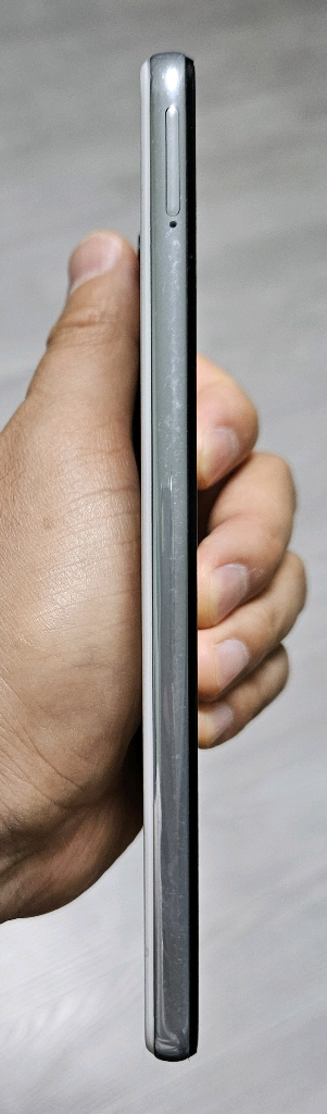 갤럭시 A32 화이트 64GB 싸게 팝니다.--5
