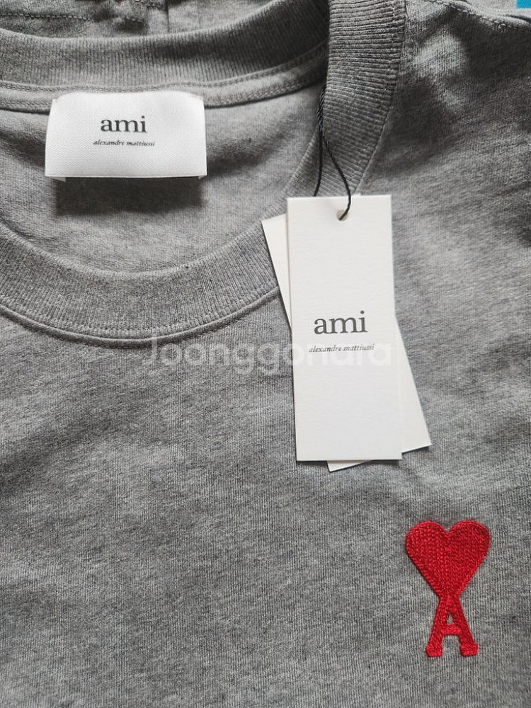 AMI 23시즌 아미 드 꾀흐 빅로고 티셔츠 반팔티--4