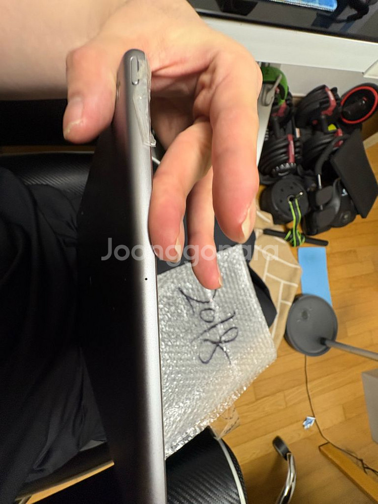 iPad 6세대 A1893 부품용 프레임+보드--5