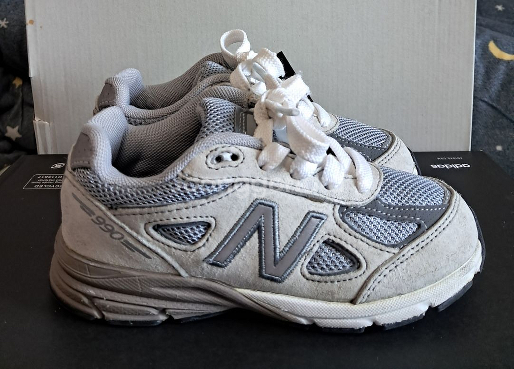 뉴발란스 아동 160운동화 990V4--1