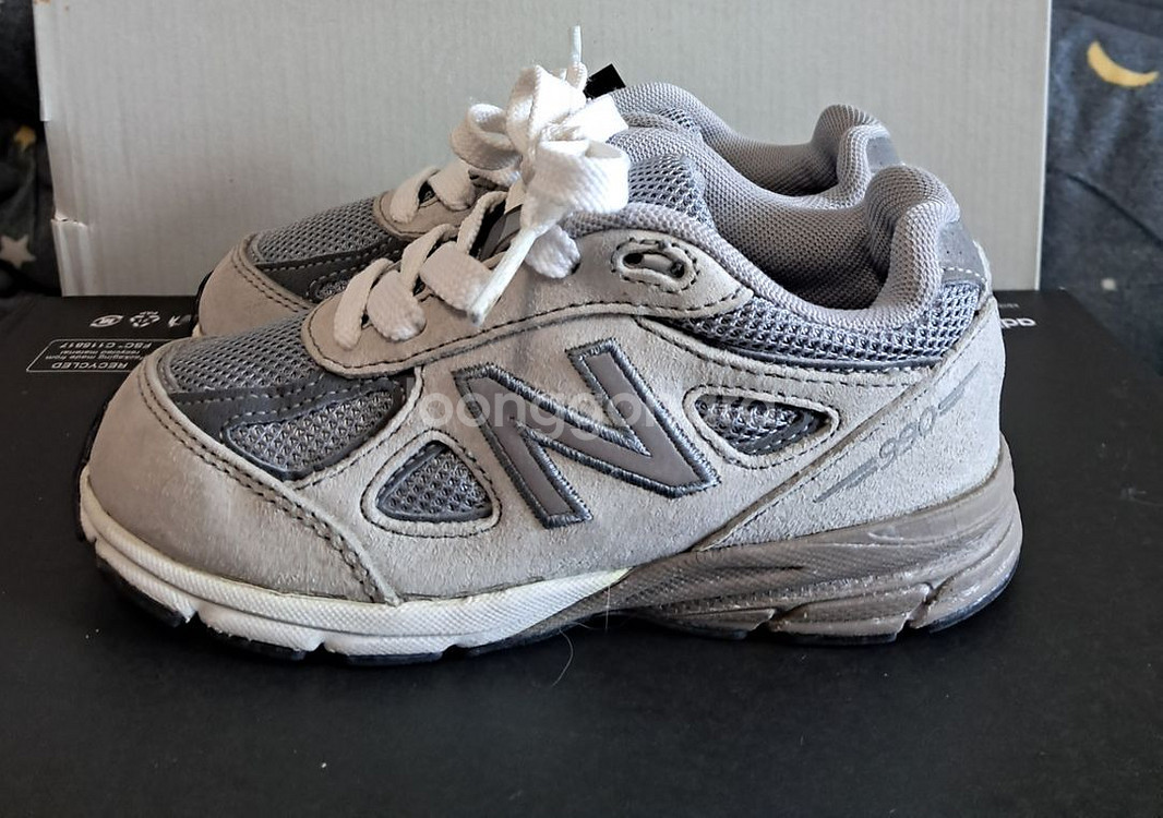 뉴발란스 아동 160운동화 990V4--0