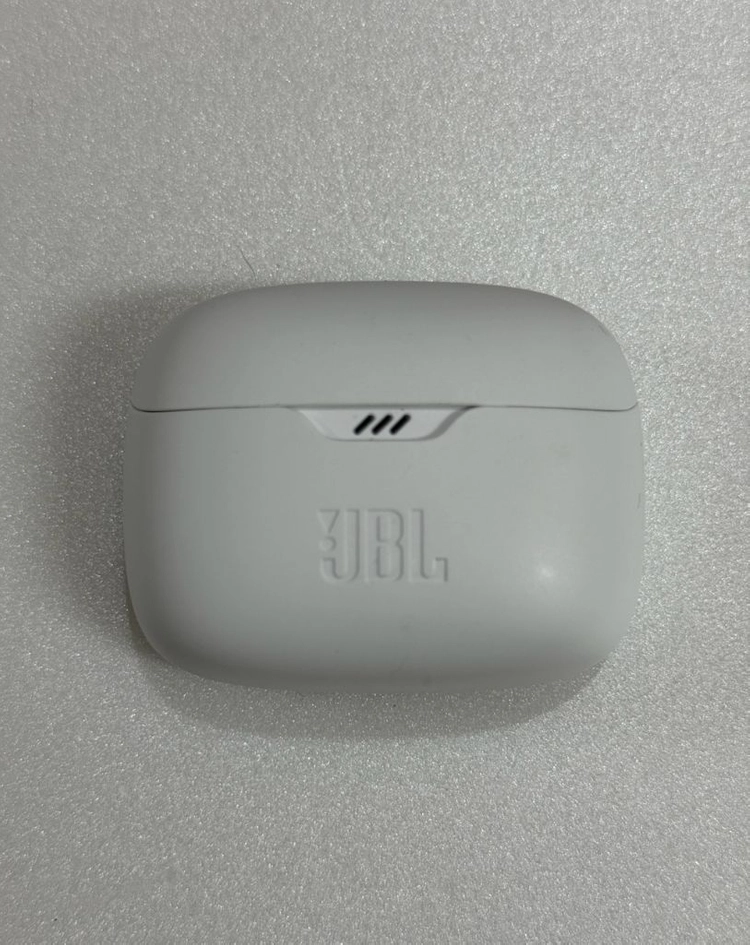 JBL TUNE BUDS 이어폰 이미지