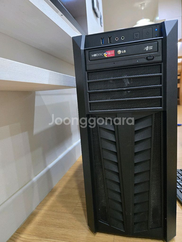 LG 모니터 GTX550 + 본체--1