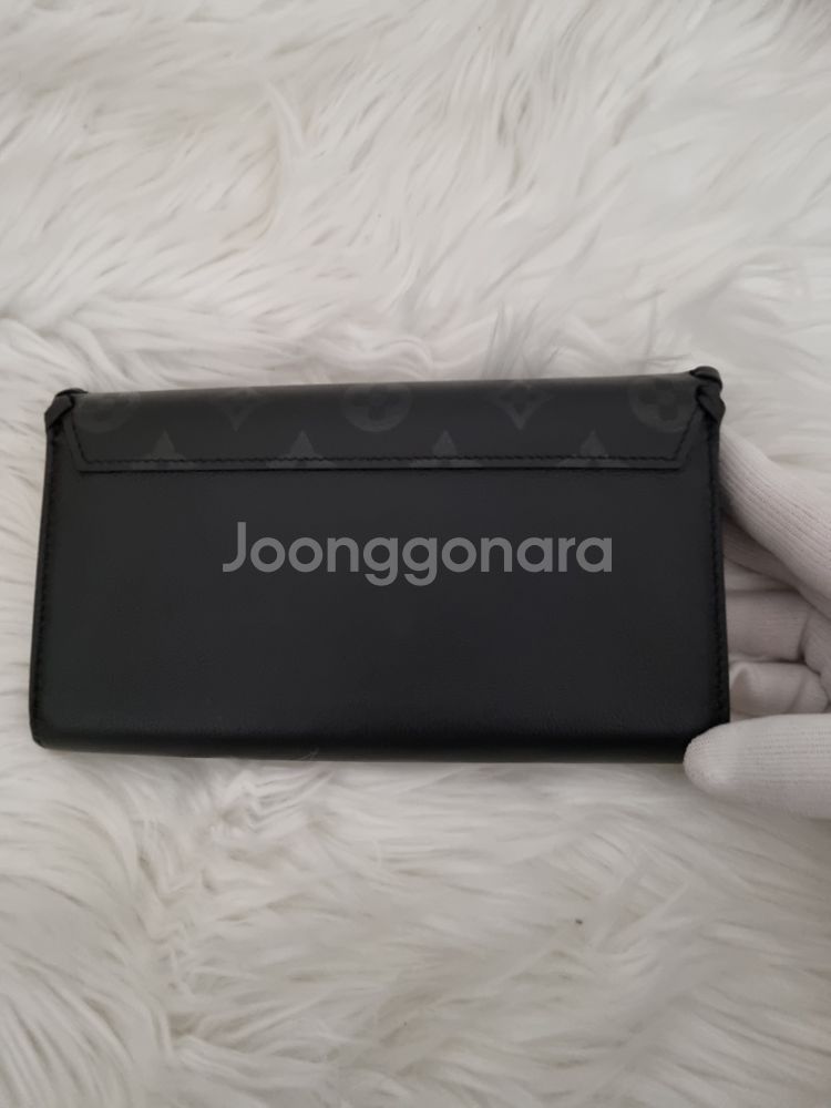 (정품새상품)루이비통 베리 월릿 M62059--3