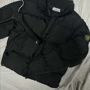 [s] 24fw 스톤아일랜드 크링클랩스 패딩 블랙