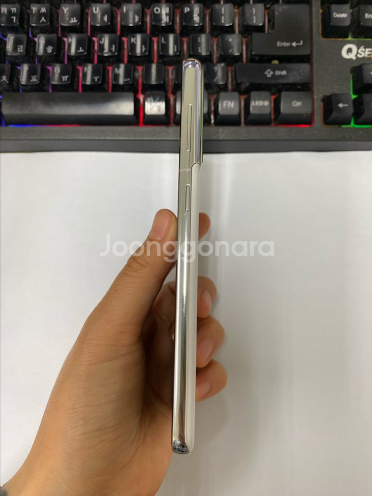 KT 갤럭시S21 화이트 SS급 256G 무잔상--5