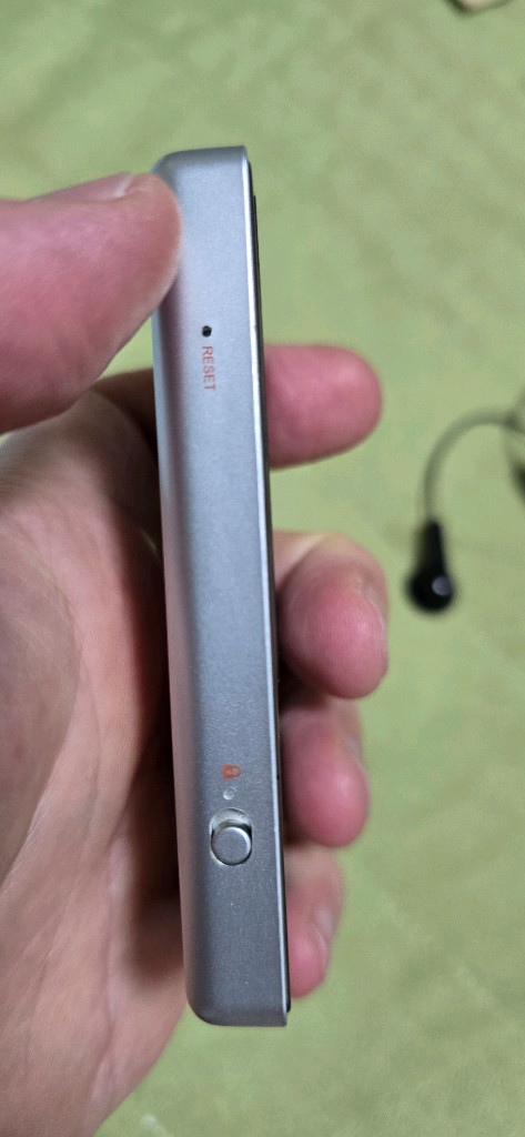 아이리버 E100 MP3 플레이어 이미지