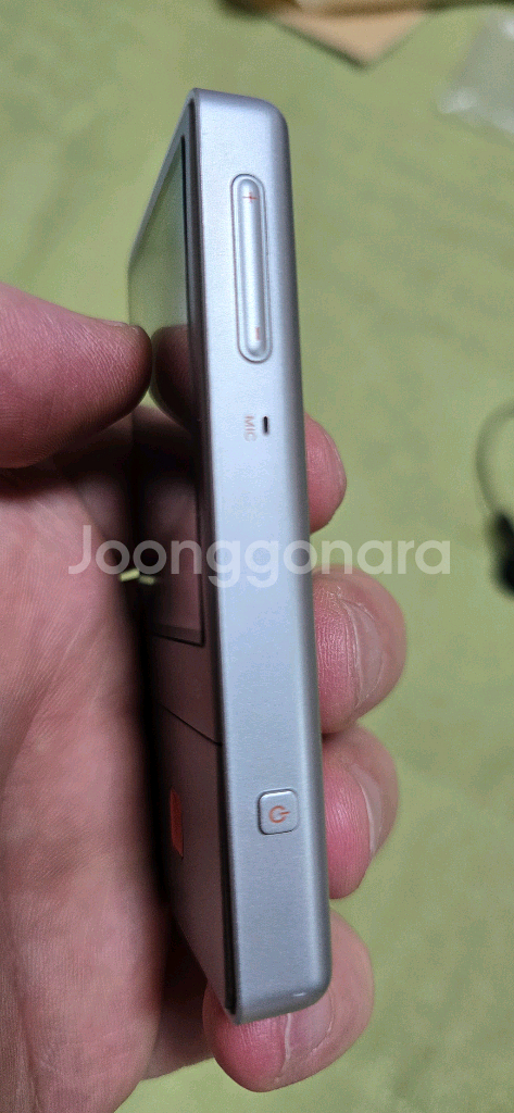 아이리버 E100 MP3 플레이어--4