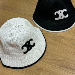 셀린느 버킷햇 모자 팝니다.