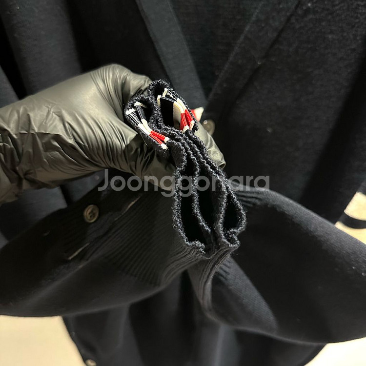 [4]톰브라운 밀라노 스티치 가디건 네이비--8