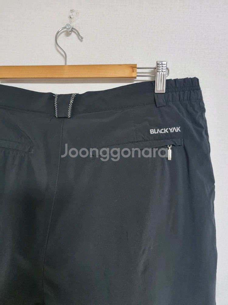 블랙야크 남성 등산반바지 36--4