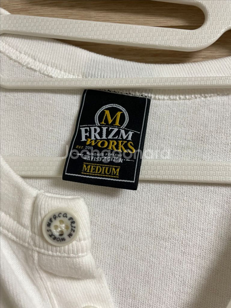 프리즘웍스 헨리넥 반팔티 흰색 m 미디움--1