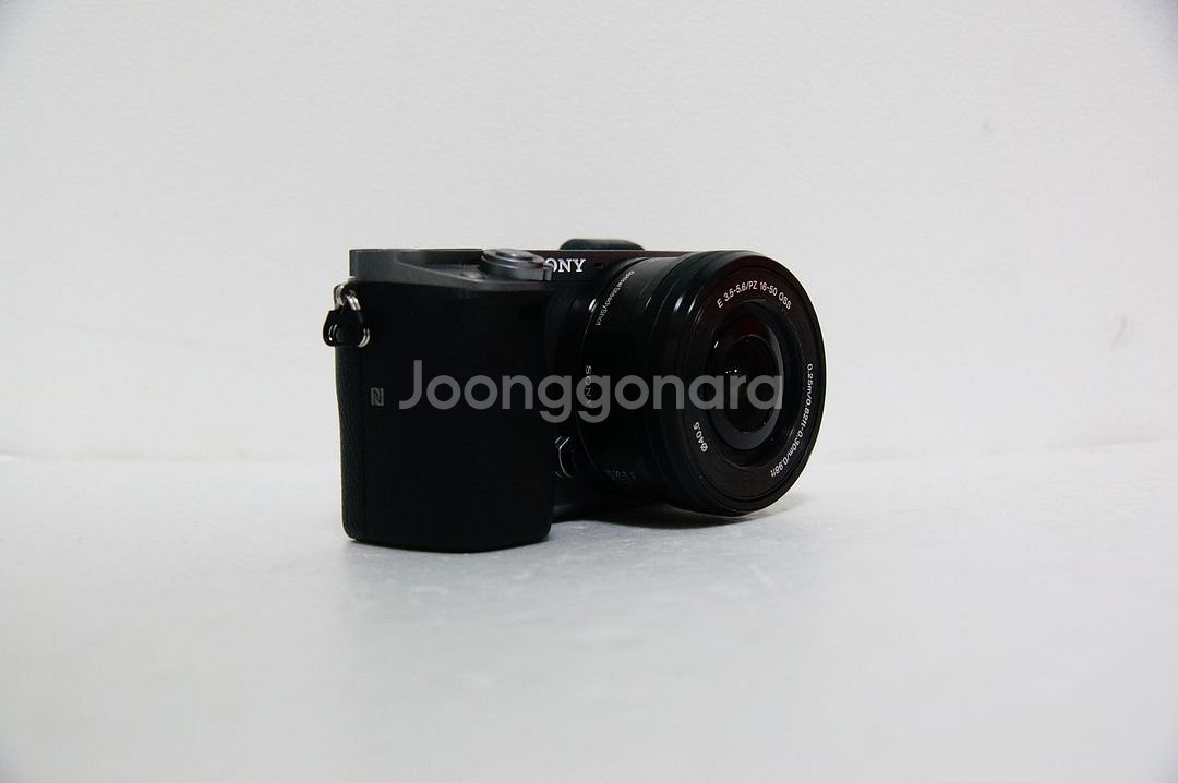 [소니] A6000 그레이 3,755컷 팝니다.--2