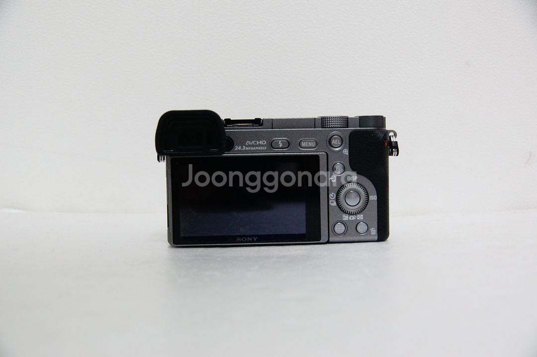 [소니] A6000 그레이 3,755컷 팝니다.--4
