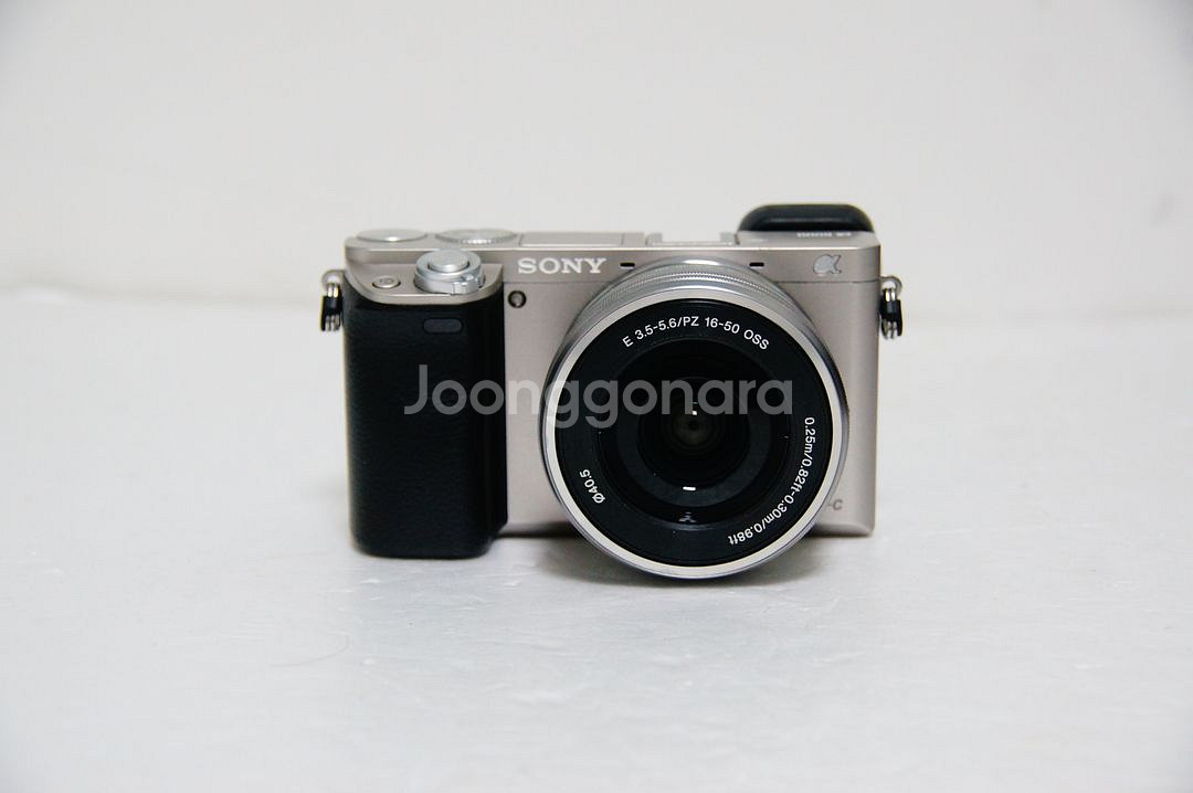 소니 A6000 3214컷 팝니다.--1
