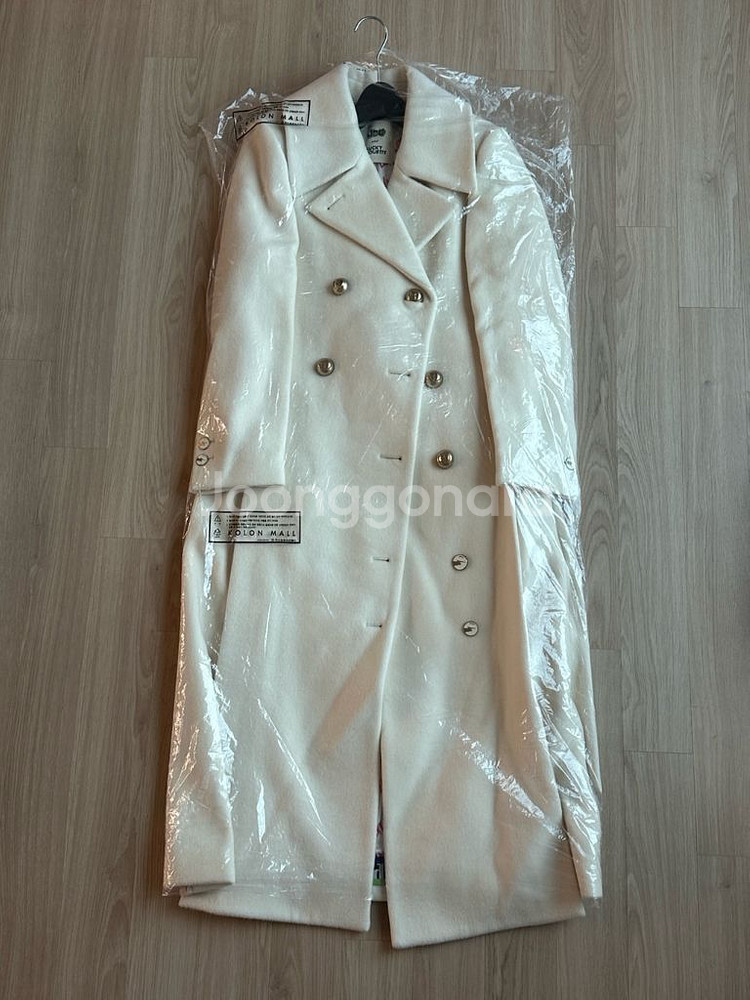 럭키슈에트 아이보리 코트 36--0