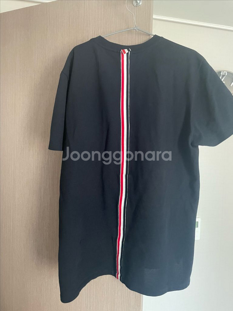 톰브라운 25ss 백스트라이프 pk반팔--2