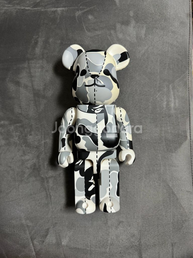 베이프 베어브릭(bearbrick) 400%--0