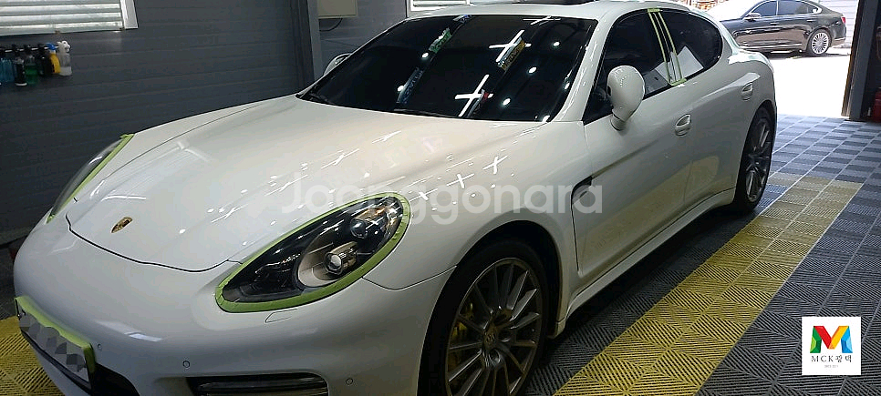 포르쉐 파나메라 GTS 막광택플러스--6