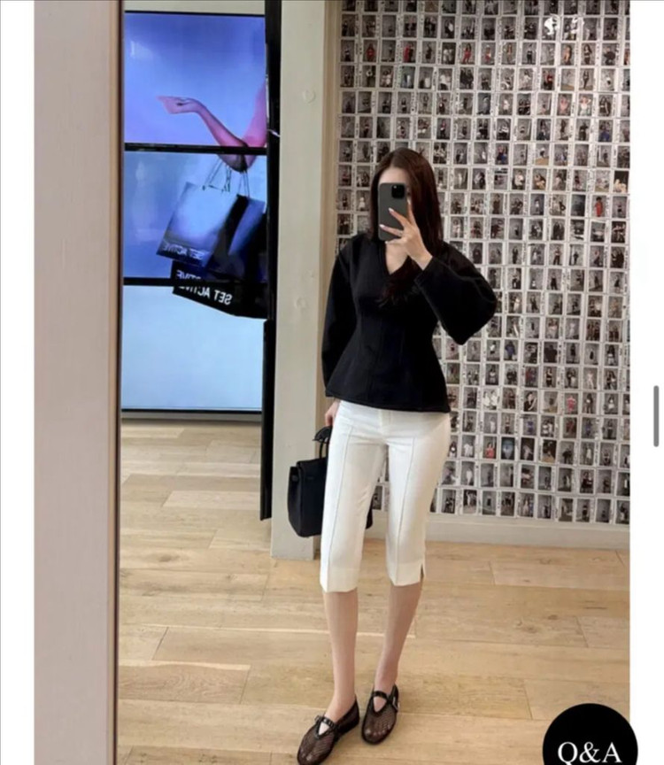 새상품)더로랑 Hourglass sweatshirt--4