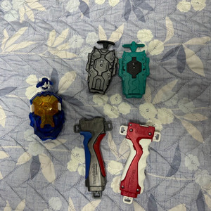 베이블레이드 런처 팝니다