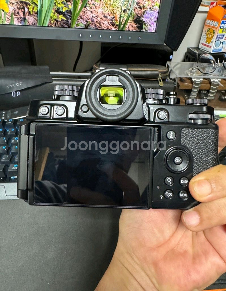 니콘Zf 미러리스40/2 SE Kit 팝니다--4