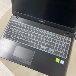 삼성 노트북 i7 NT500R5M