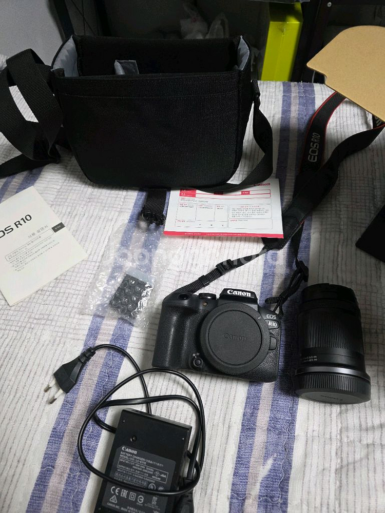 eos r10 18-150 kit 판매합니다.--0