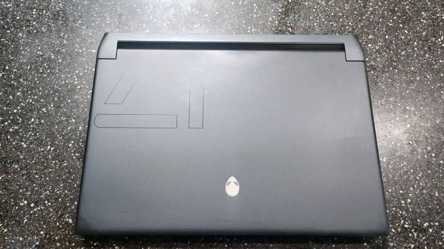 델 17.3인치 에일리언웨어/라이젠9,RTX3080Ti--2