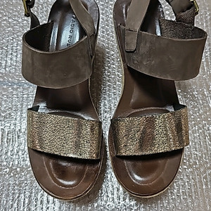 리치오안나 웨지힐 샌들