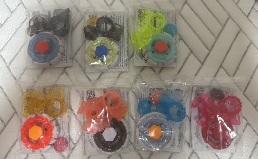 메탈베이블레이드 라이트블레이드3 전종 판매합니다--0