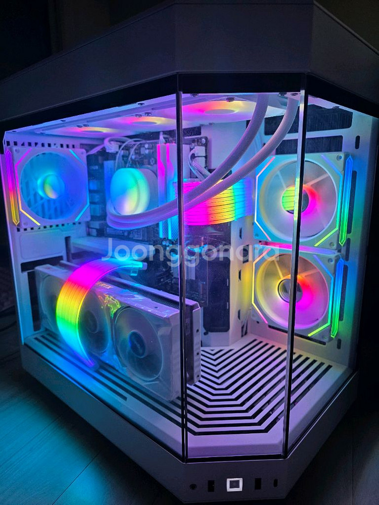 라이젠5 9600X 5060TI 본체 팝니다--0