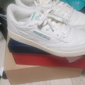 리복 클럽C85빈티지240