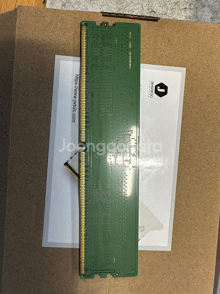 삼성 DDR5-5600 16gb * 1개--1