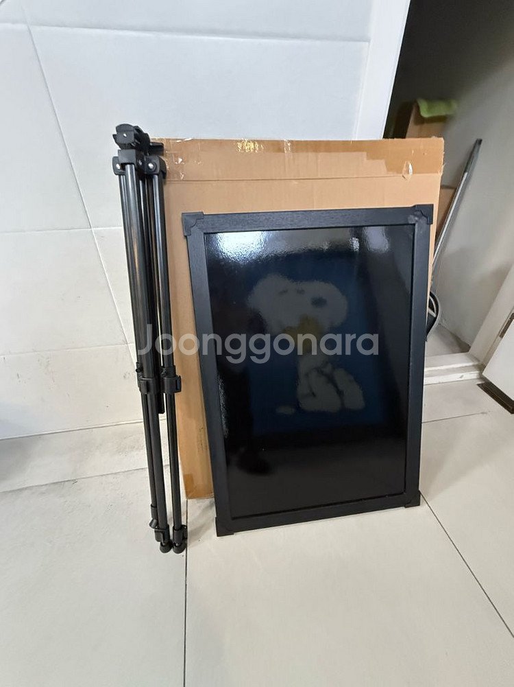 블랙보드 50x70 + 삼각이젤--1