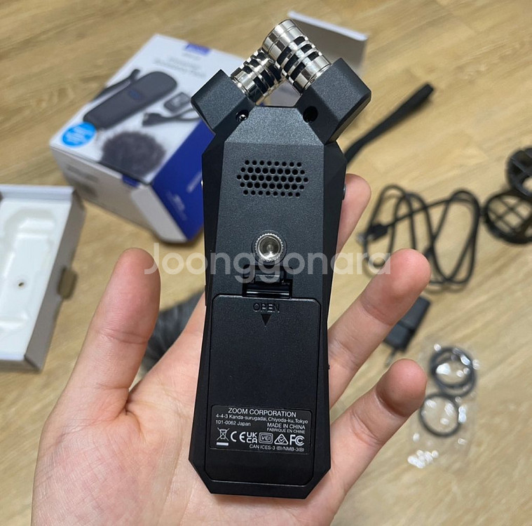 Zoom H1essential 레코더 + 악세사리--1
