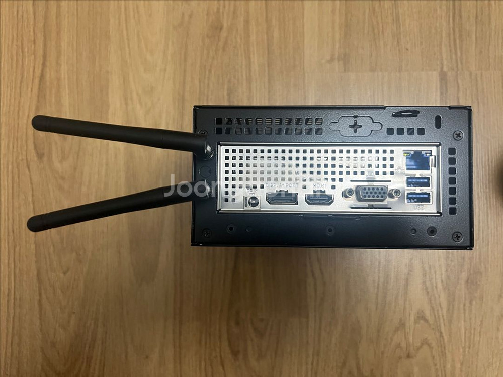 asrock DeskMini X600 완성품 팝니다--3