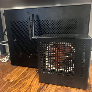 asrock DeskMini X600 완성품 팝니다