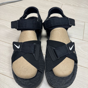 나이키 ACG 데슈츠샌들 블랙 280