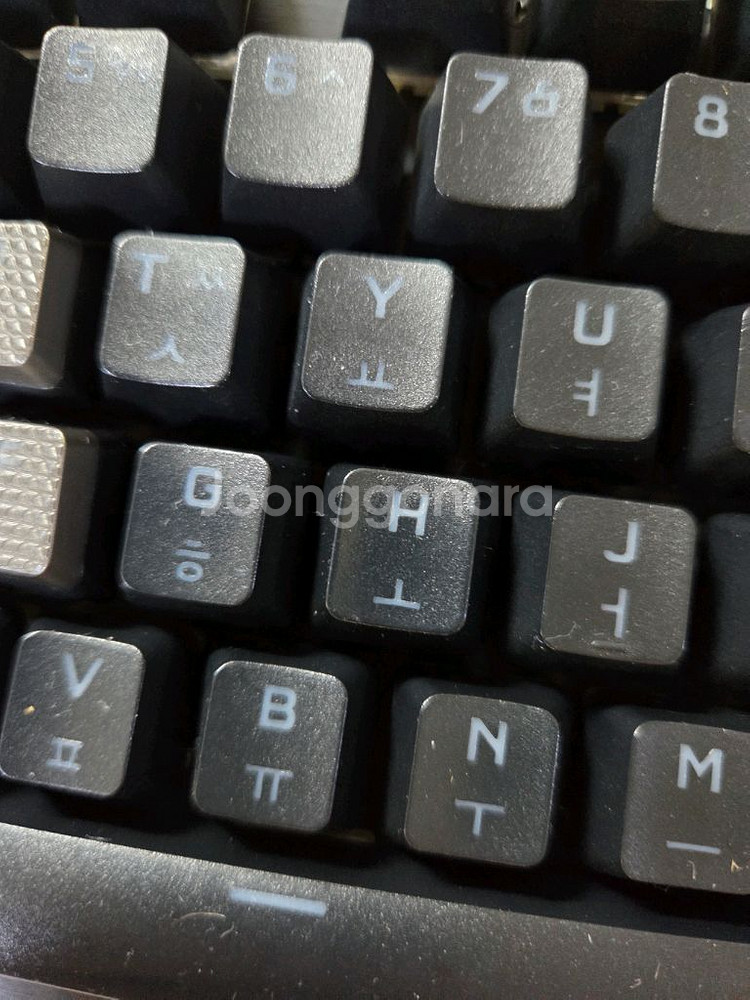 커세어 K70 RGB TKL 챔피언 시리즈 팝니다--3