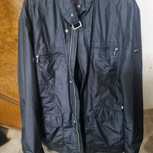 BLACK윈드브레이커자켓. . M