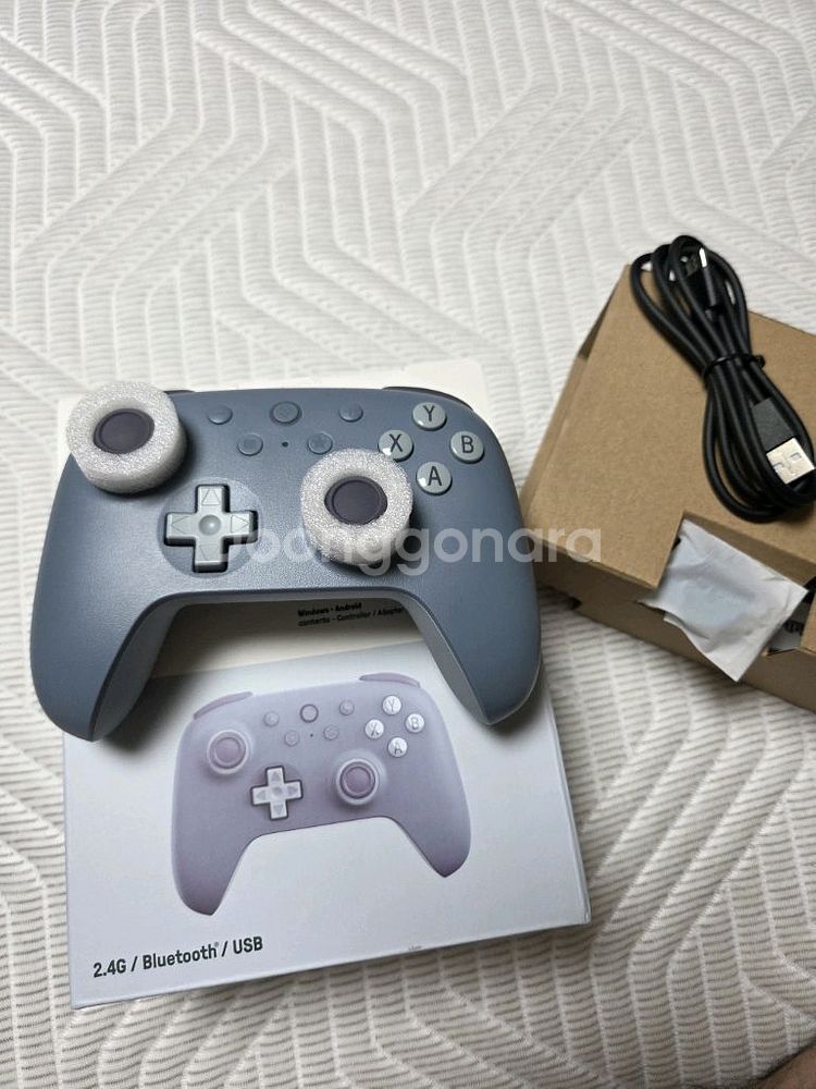 8BitDo 얼티밋 2C 무선(유선가능)신품급--1