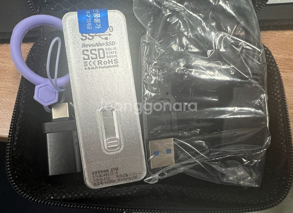 리뷰안UX550A USB외장SSD 2TB--1