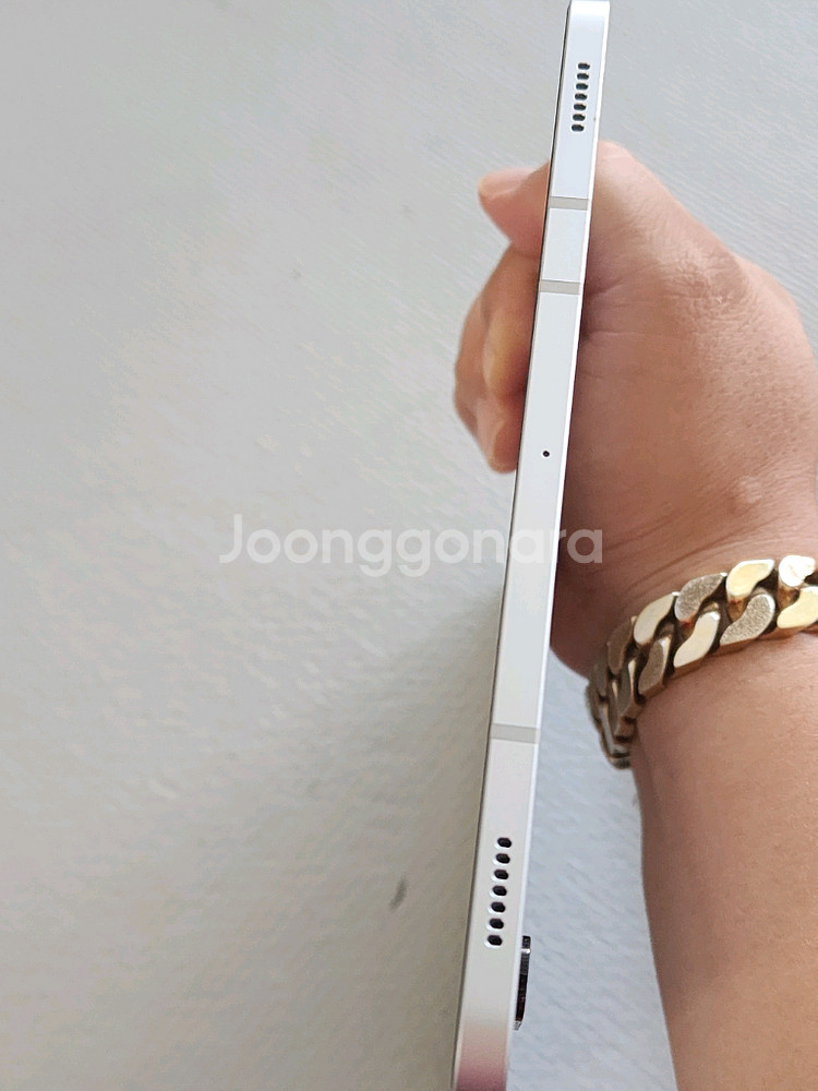 갤럭시탭 S8 128G 5G셀룰러 팝니다.--3